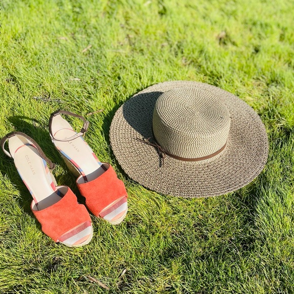 COLE HAAN ESPADRILLES - Picture 12 of 15